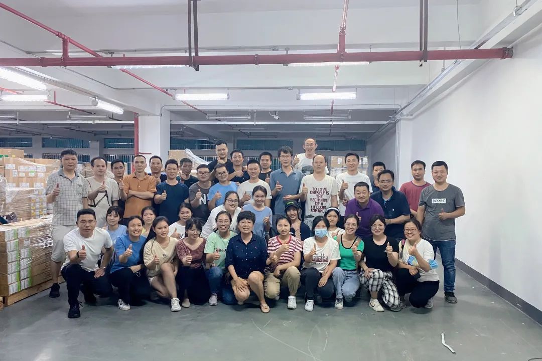 同心聚力 戰高溫酷暑,英唐智控圓滿完成深圳倉搬遷工作